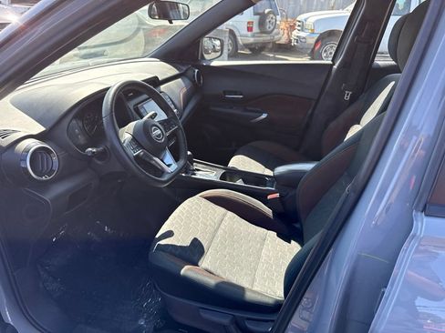 Used 2024 Nissan Kicks SR FWD image 6