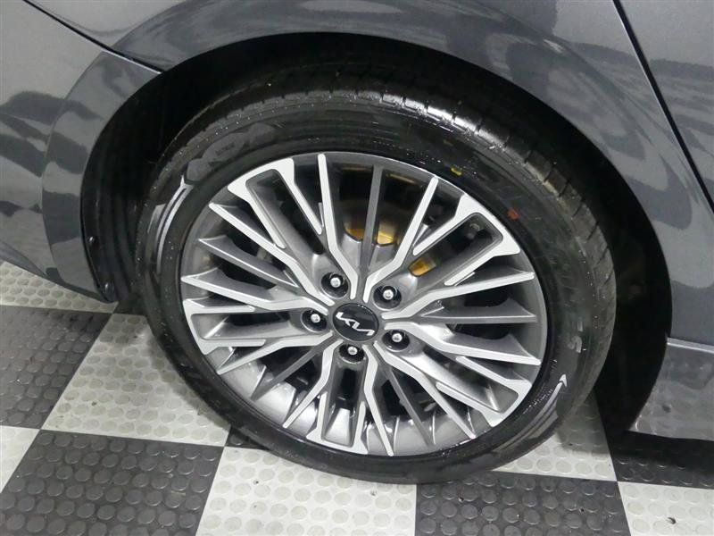 Used 2023 Kia Forte GT-Line FWD image 17