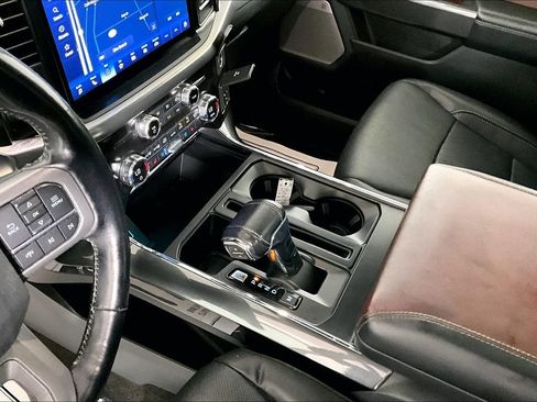 Used 2021 Ford F150 Lariat image 17