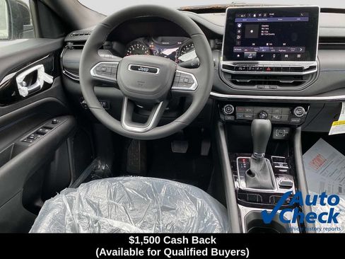 New 2026 Jeep Compass Latitude AWD/4WD image 6