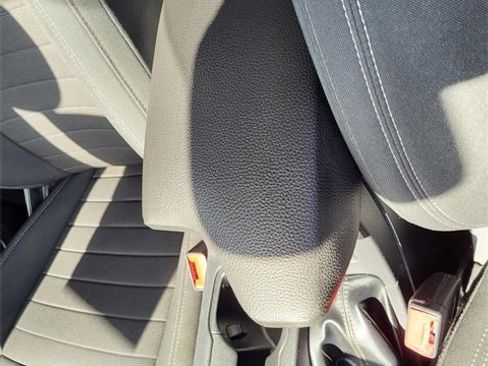 Used 2019 Ford Ranger XL w/ Equipment Group 101A Mid image 9