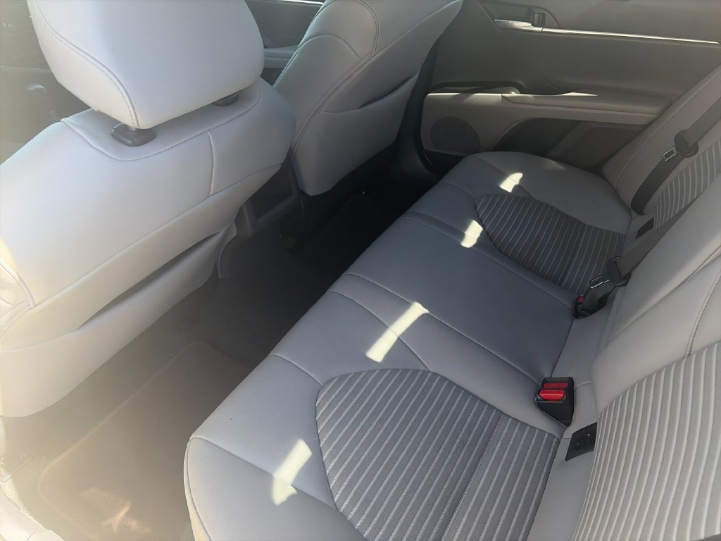 Used 2024 Toyota Camry SE FWD image 14