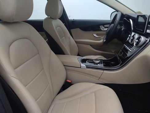 Used 2018 Mercedes-Benz C 300 Sedan w/ Premium Package image 21