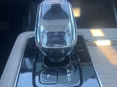 New 2026 Volvo XC90 B6 Core image 17