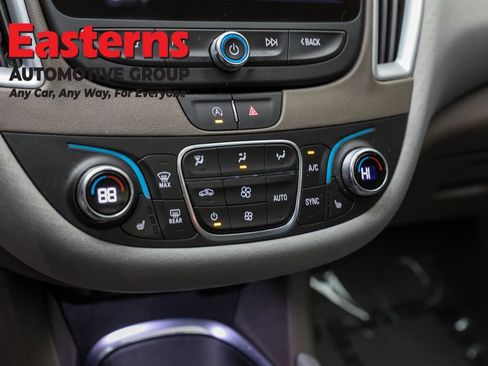 Used 2024 Chevrolet Malibu LT image 20