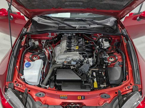 Used 2023 MAZDA MX-5 Miata Grand Touring RWD image 15