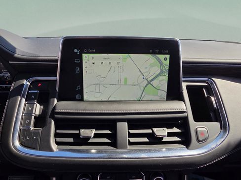 Used 2022 Chevrolet Suburban Z71 w/ Z71 Off-Road Package image 33