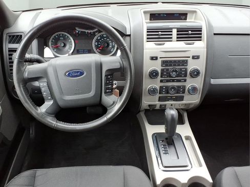 Used 2012 Ford Escape XLT AWD/4WD image 9