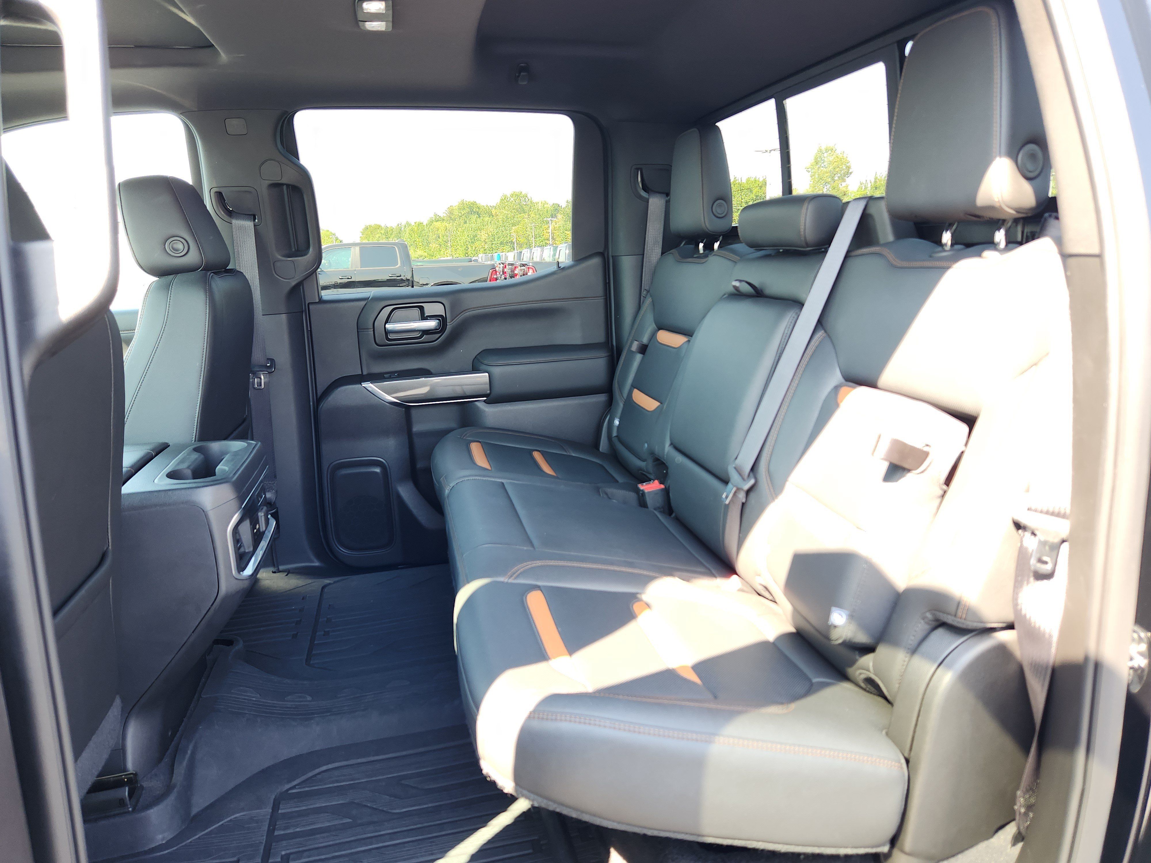 Used 2019 GMC Sierra 1500 AT4 w/ AT4 Premium Package AWD/4WD image 12
