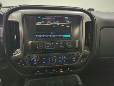 Used 2017 Chevrolet Silverado 1500 LTZ Z71 w/ LTZ Plus Package image 19