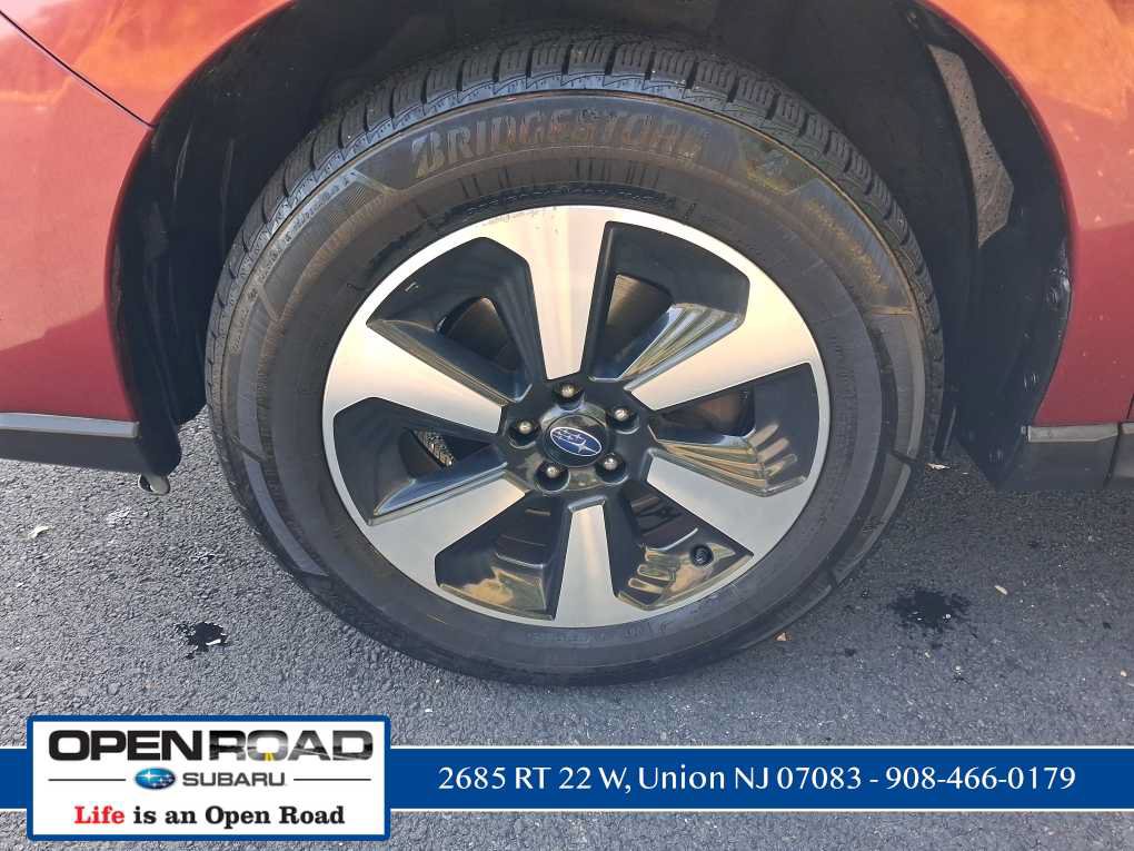 Used 2017 Subaru Forester 2.5i Limited AWD/4WD image 10