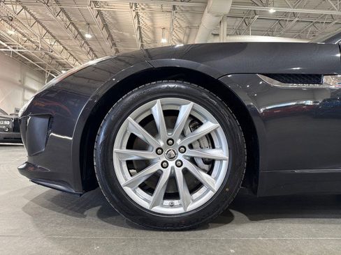 Used 2014 Jaguar F-TYPE Convertible image 19