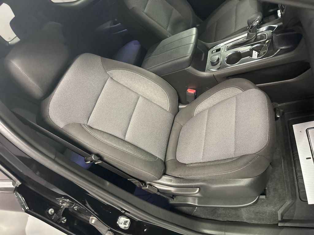 Used 2023 Chevrolet Traverse LT FWD image 26