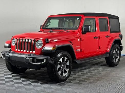Used 2022 Jeep Wrangler Unlimited Sahara w/ LED Lighting Group AWD/4WD image 2