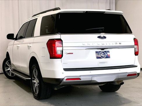 Used 2022 Ford Expedition XLT RWD image 10