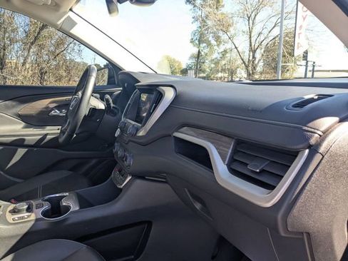 Used 2023 GMC Terrain Denali AWD/4WD image 34