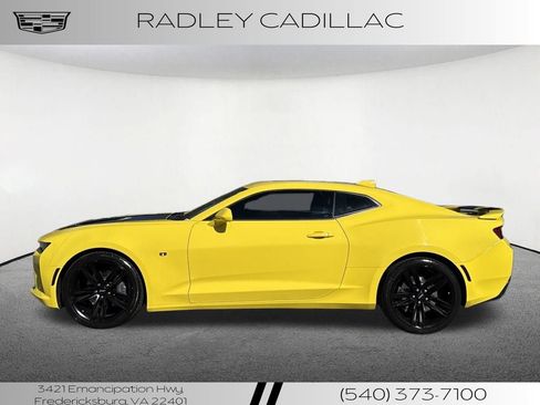 Used 2016 Chevrolet Camaro SS image 2