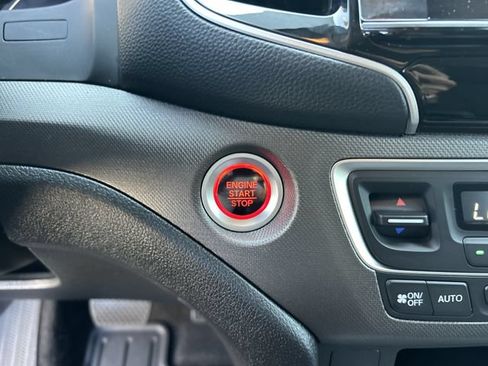 Certified 2025 Honda Ridgeline Sport image 22