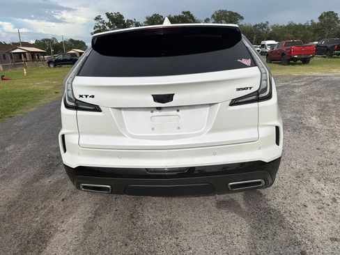 Used 2024 Cadillac XT4 Sport FWD image 4