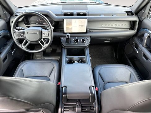 Used 2025 Land Rover Defender 110 X-Dynamic SE AWD/4WD image 10