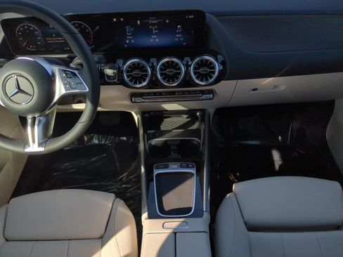 Certified 2026 Mercedes-Benz GLA 250 image 18