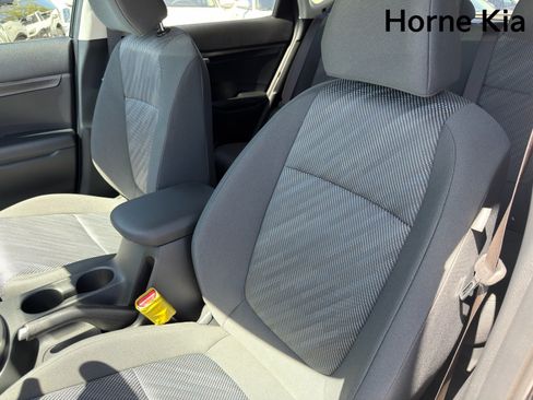 New 2026 Kia Seltos LX FWD image 10