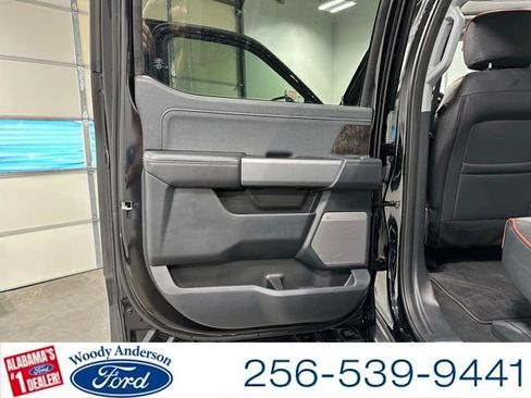 Used 2023 Ford F250 Lariat w/ Lariat Ultimate Package image 31