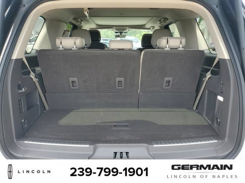 Certified 2024 Lincoln Navigator Premiere AWD/4WD image 23