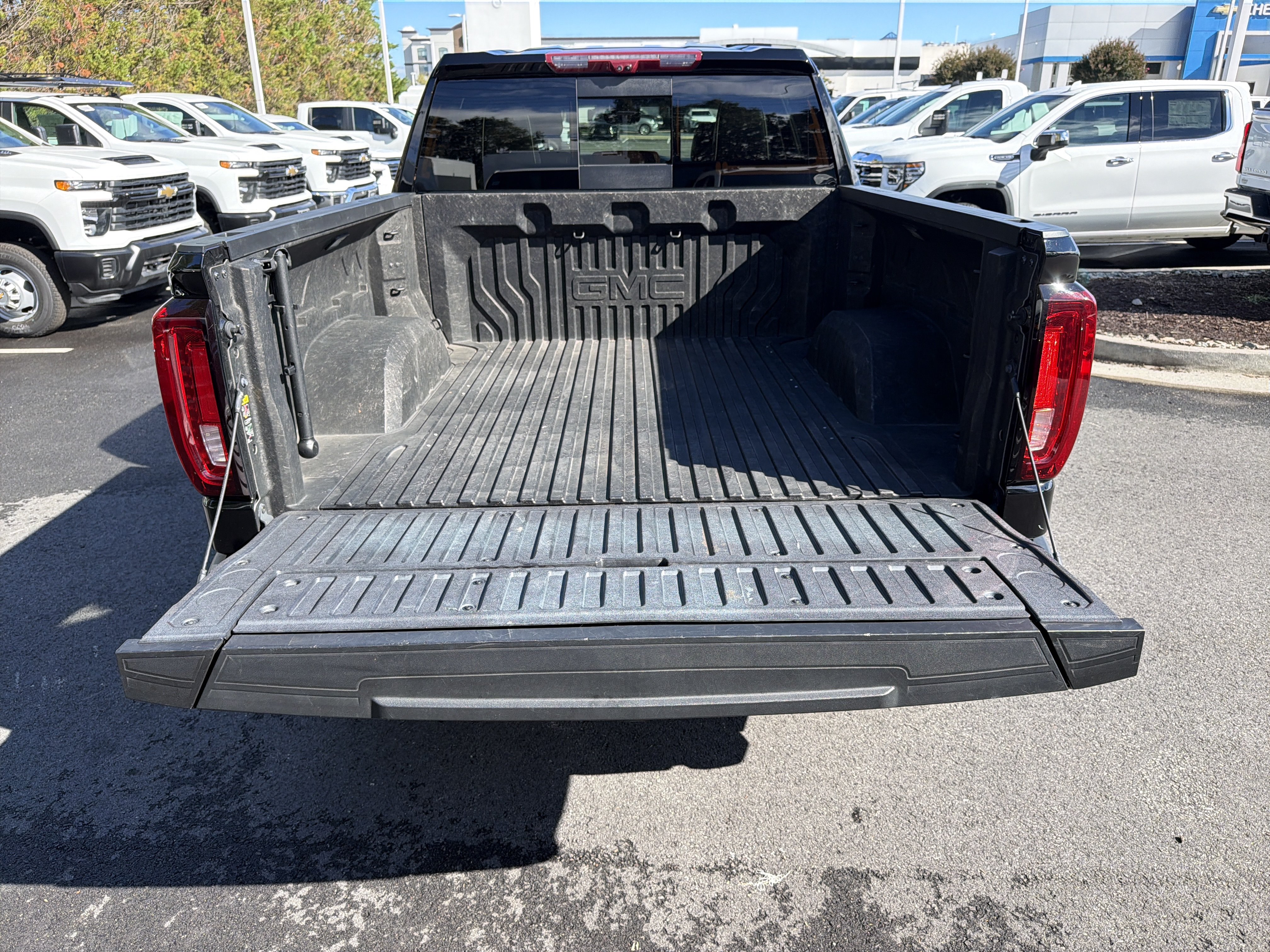 Used 2024 GMC Sierra 1500 Denali Ultimate AWD/4WD image 34