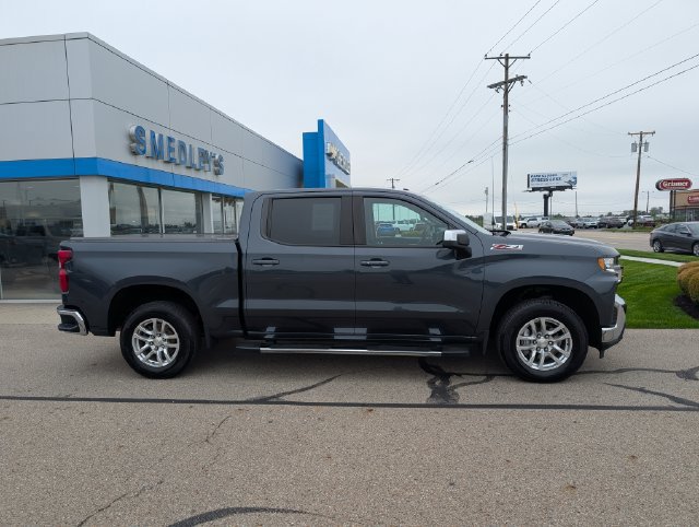 Used 2021 Chevrolet Silverado 1500 LT AWD/4WD image 2