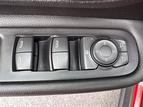 Used 2023 GMC Terrain SLT w/ Infotainment Package II AWD/4WD image 29