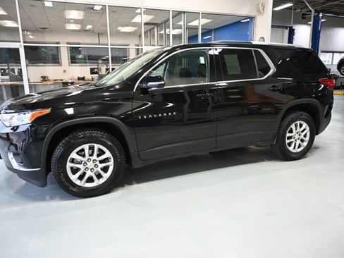 Used 2018 Chevrolet Traverse LT image 7