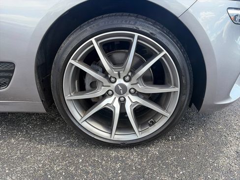 Used 2023 Genesis G70 2.0T AWD/4WD image 9