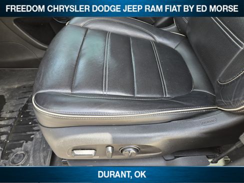 Used 2020 GMC Acadia Denali w/ Technology Package FWD image 18