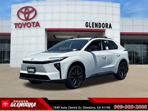 New 2026 Toyota bZ FWD image 5