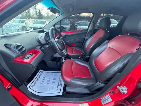 Used 2014 Chevrolet Spark LT image 9