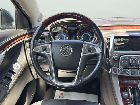 Used 2012 Buick LaCrosse Touring FWD image 13