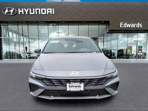 New 2026 Hyundai Elantra Sport image 11
