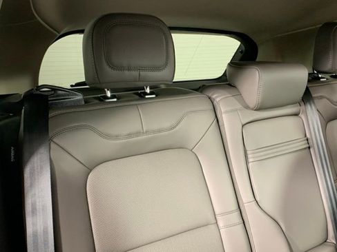 New 2025 Lincoln Corsair Premiere w/ Equipment Group 101A image 31