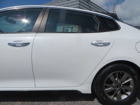 Used 2017 Kia Optima LX w/ Value Package FWD image 29