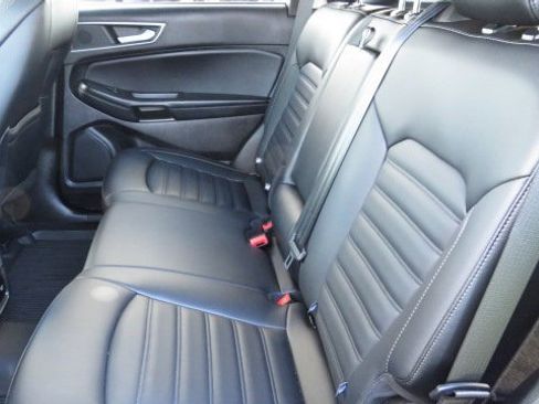 Certified 2024 Ford Edge SEL w/ Convenience Package image 6