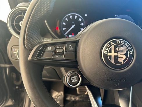 New 2024 Alfa Romeo Giulia Ti w/ Performance Driving Package image 40