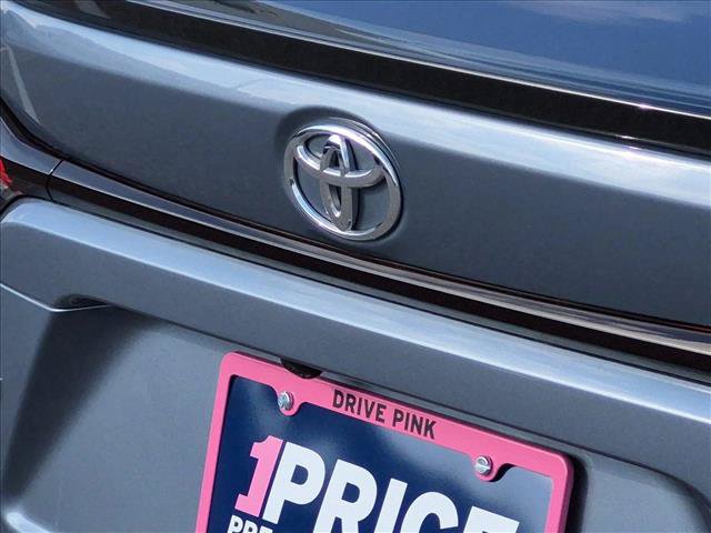 Used 2020 Toyota Corolla XSE FWD image 12