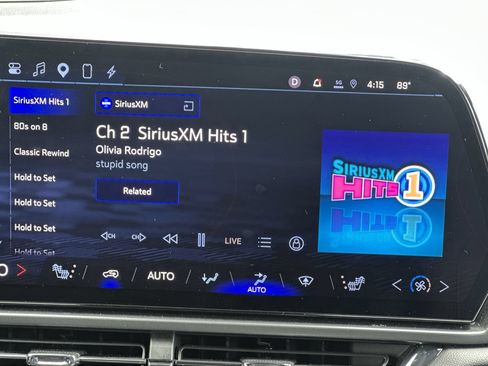 Used 2024 Chevrolet Equinox EV RS FWD image 26