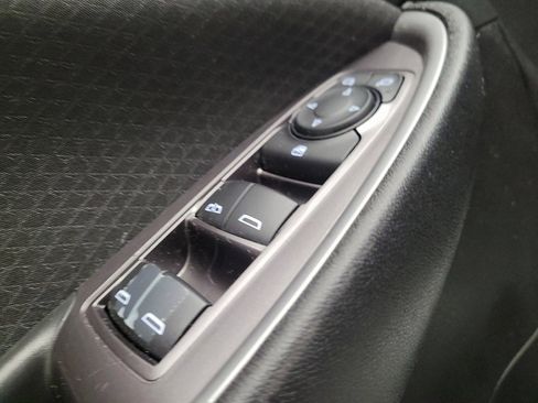 Used 2022 Chevrolet Malibu LT FWD image 27