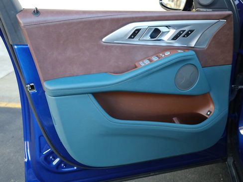 Used 2023 BMW XM image 14