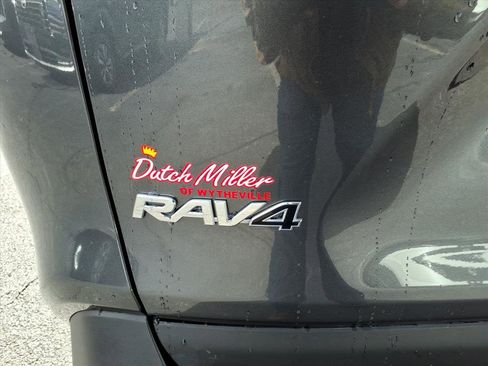 Used 2020 Toyota RAV4 LE w/ All Weather Liner Package image 7