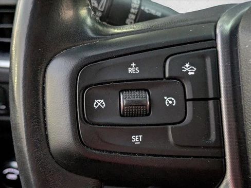 Used 2022 GMC Yukon SLE w/ Gmc Pro Safety Plus Package image 9