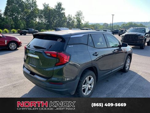 Used 2018 GMC Terrain SLE FWD image 3