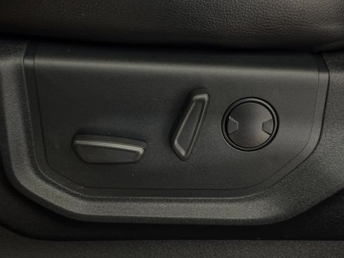 Used 2021 Ford F350 Lariat w/ Lariat Ultimate Package image 31